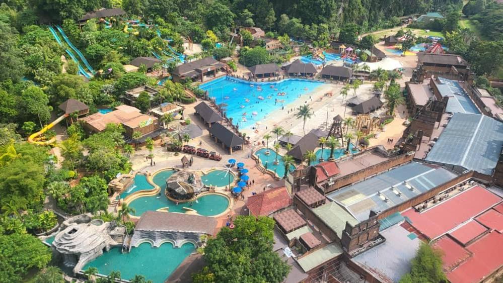 Hotspring 2 Room 1512 Suite Sunway Onsen With Theme Park View 4 Pax Тамбун Екстер'єр фото
